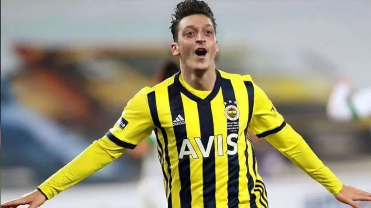 Taraftar çılgına döndü! Fenerbahçe'de flaş "Mesut Özil" iddiası - Sayfa 2
