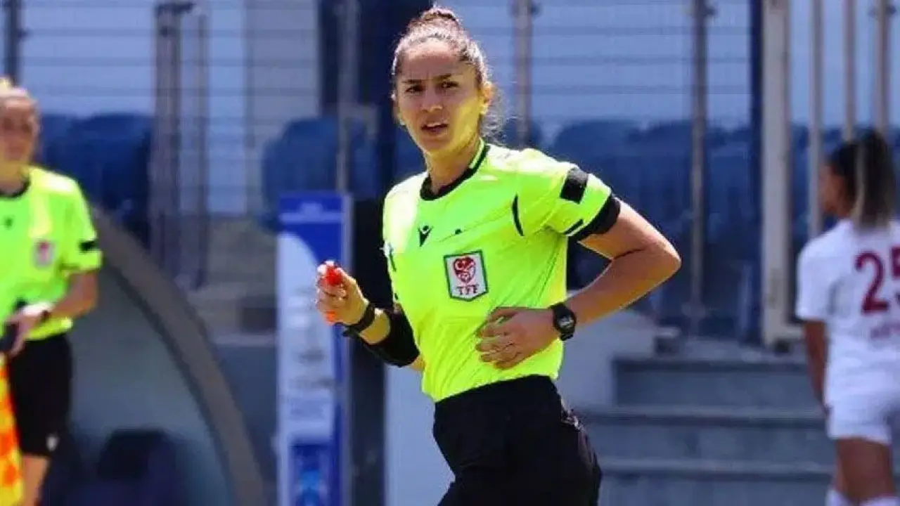 Süper Lig'de 22 yıl sonra bir ilk! TFF açıkladı: O maça kadın hakem atandı - Sayfa 2