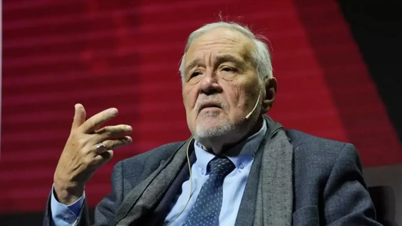 Ünlü tarihçi İlber Ortaylı hayatını kaybetti - Resim : 2