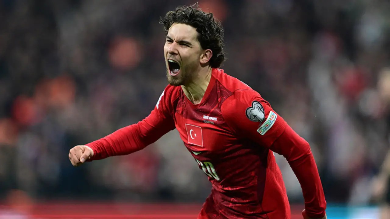 A Milli Takımımız Romanya'yı 1-0 yenerek Dünya Kupası play-off finaline yükseldi - Resim : 1