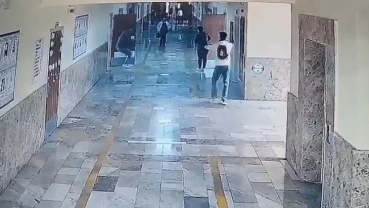 Şanlıurfa'daki okul saldırısında ilk gözaltı! 4 kişi de görevden uzaklaştırıldı - Resim : 1