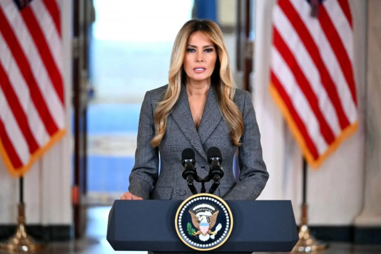 Melania Trump’a Epstein şoku! ABD Meclisi harekete geçti... - Resim : 1