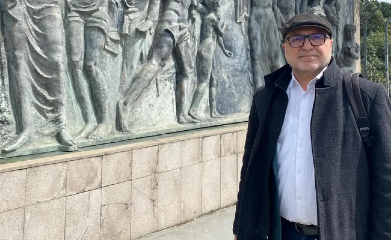 Hürriyet'in efsane ismi gazeteye veda etti! 44 yıl sonra gelen ayrılık… - Resim : 1