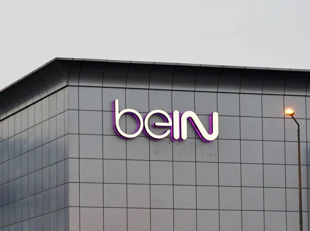 BeIN Sports'un binasına silahlı baskın! Polisler olay yerine sevk edildi - Sayfa 3