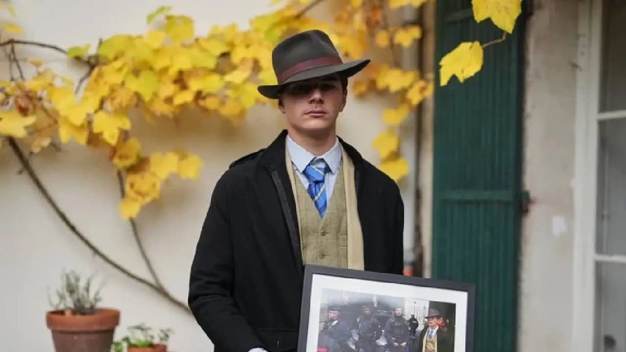 Dünya onu konuşuyordu! Louvre soygununu gölgede bırakan fötr şapkalı fenomenin sırrı çözüldü! Meğer kimmiş... - Sayfa 3