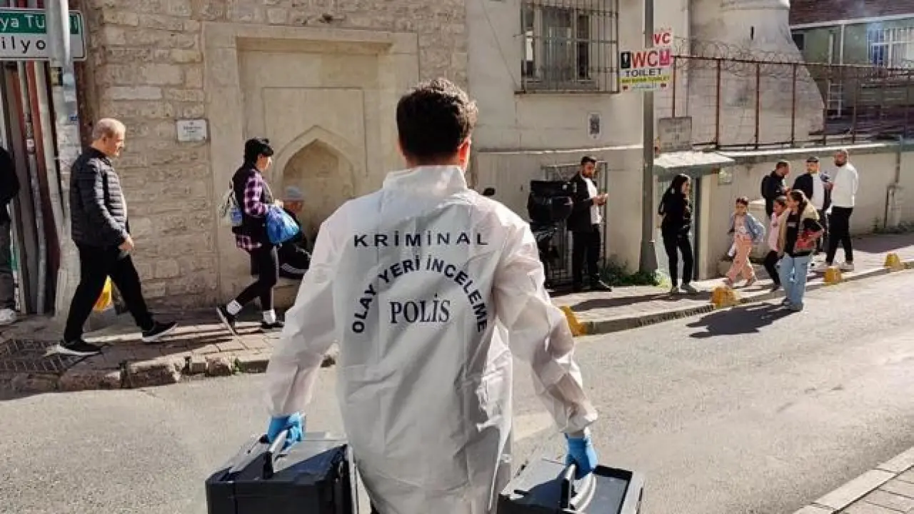 Fatihte gıda zehirlenmesi şüphesi: Gözaltı sayısı 8e yükseldi; otel mühürlendi