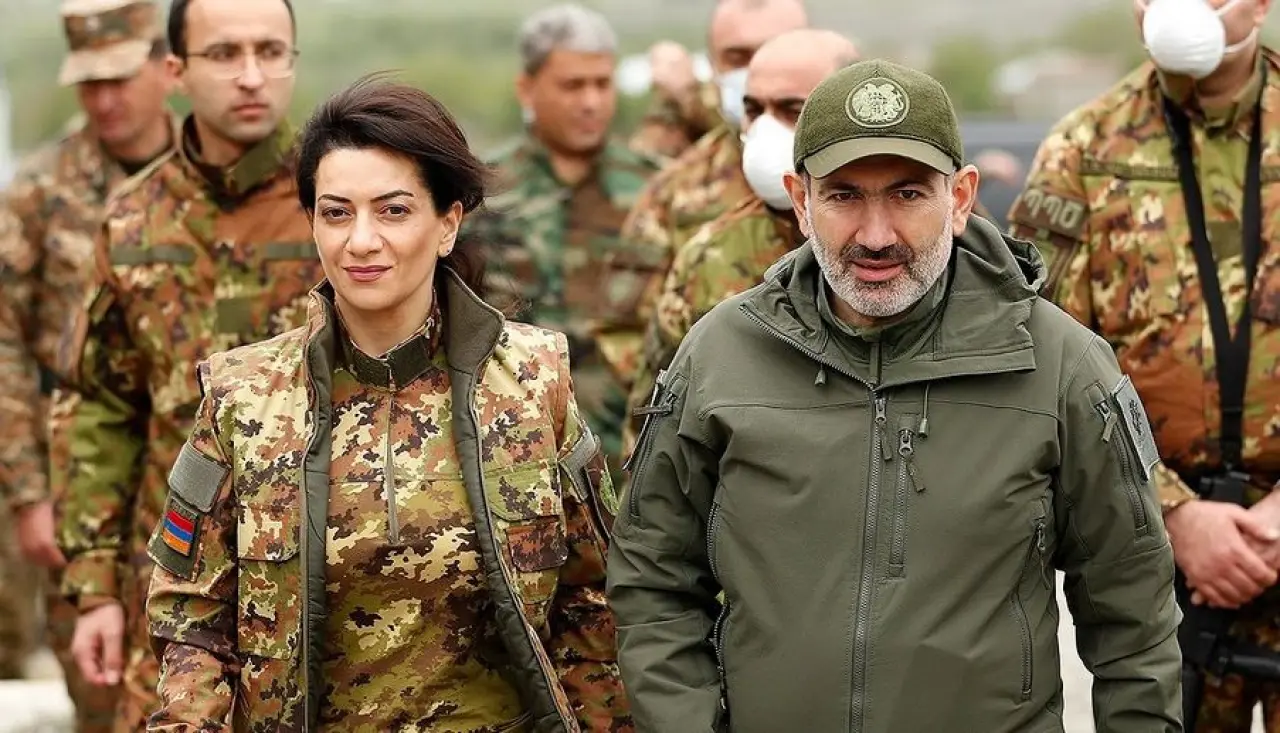 ermenistan-basbakani-nikol-pasin-1-hn3o.jpg